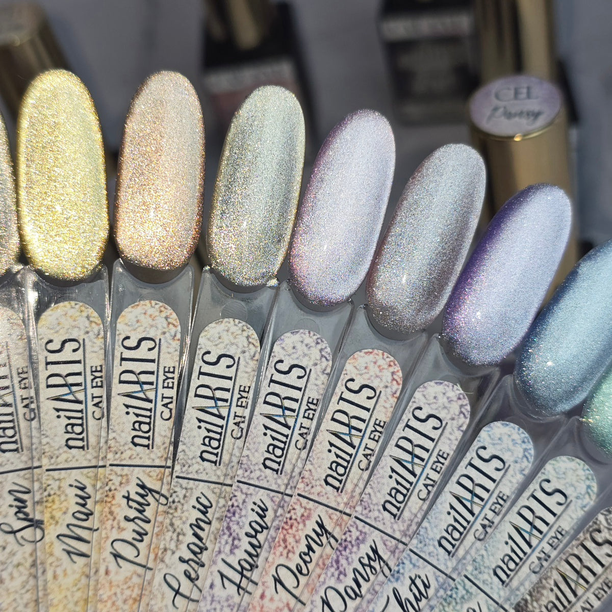 Cat Eye Luminous (CEL), Peony