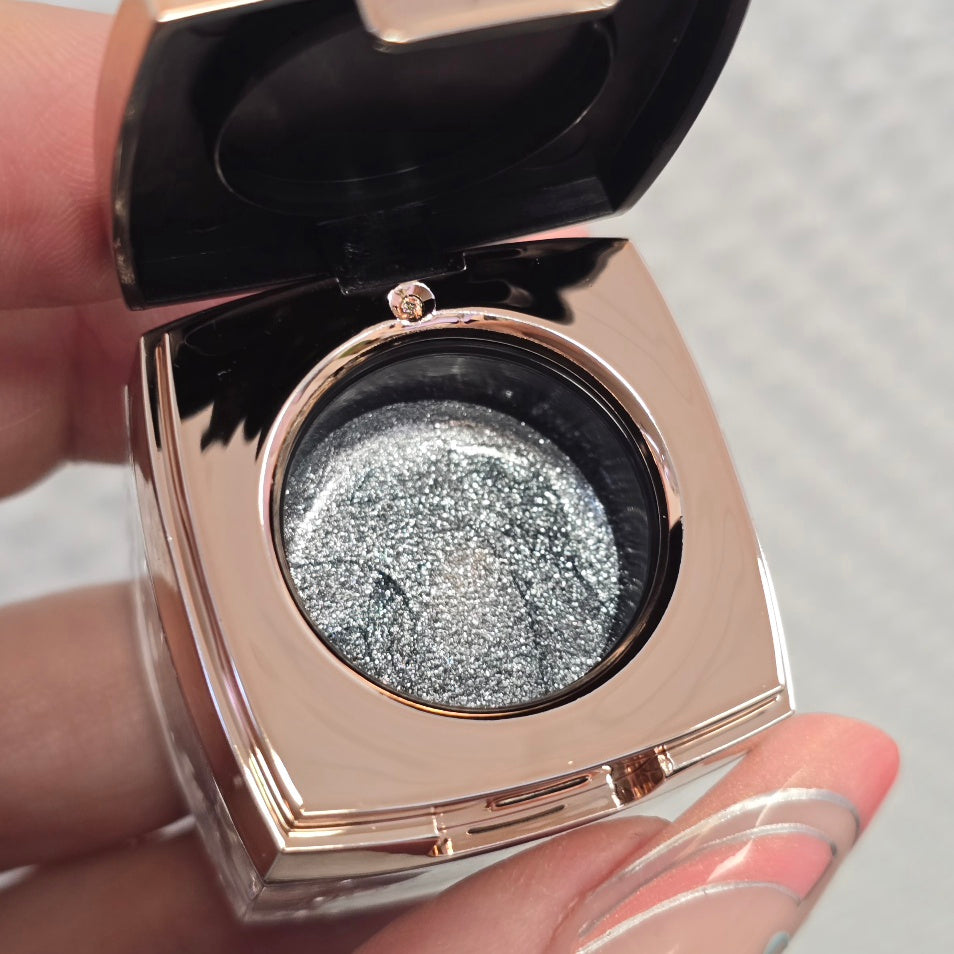 PLATIN PAINTS (PP), Signature