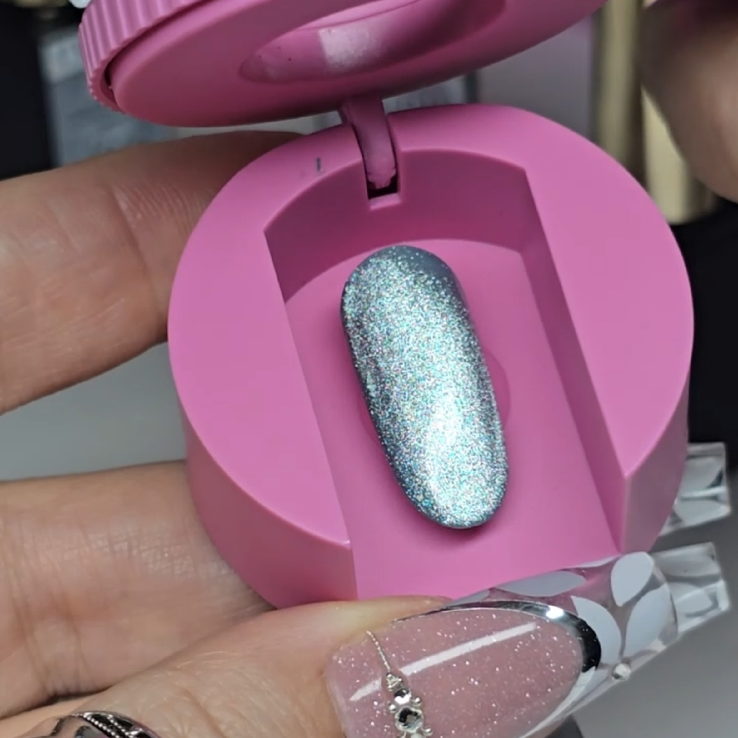 Cat Eye Glass Bead Magnet Tool + Magnetkugel