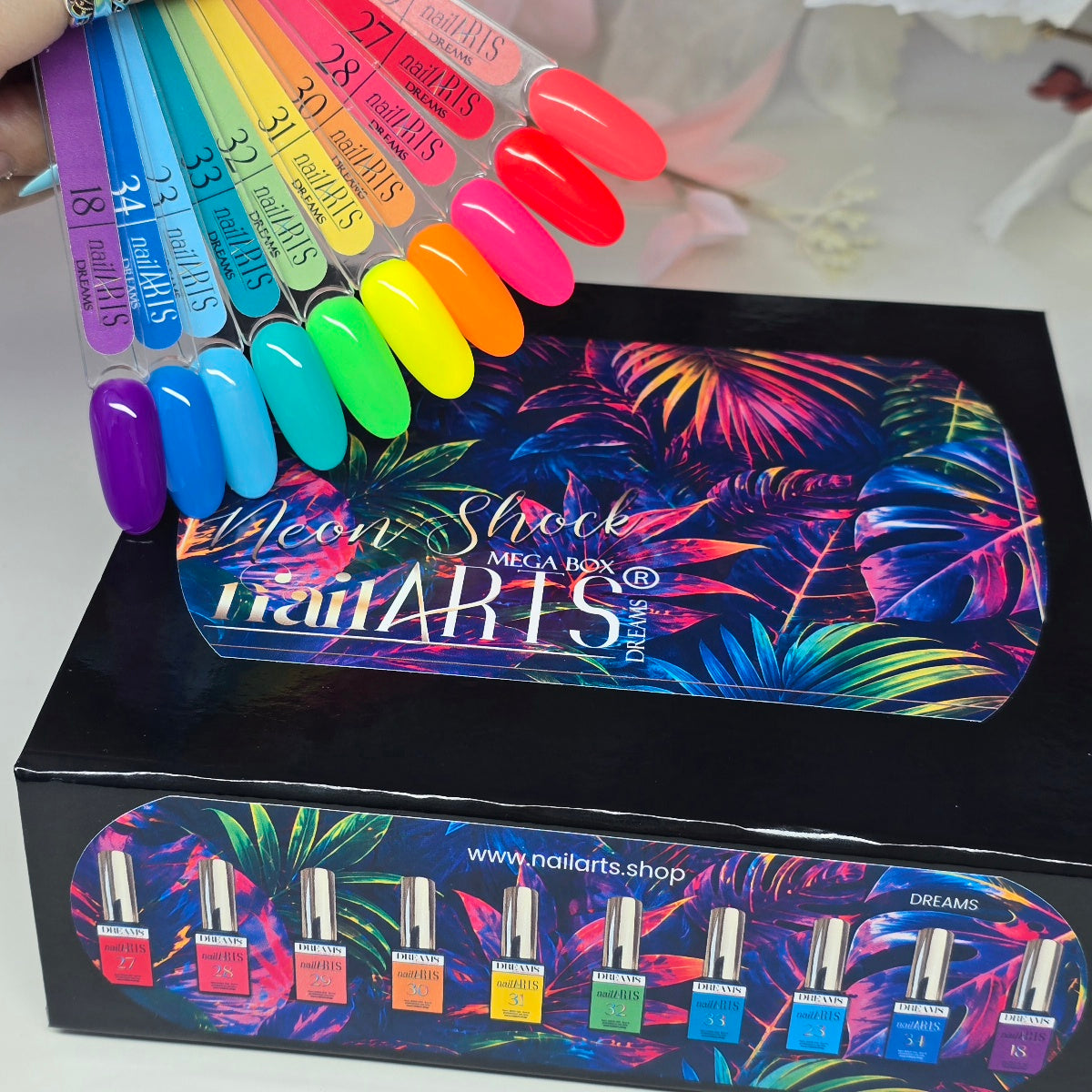 Neon Shock Mega Box, DREAMS